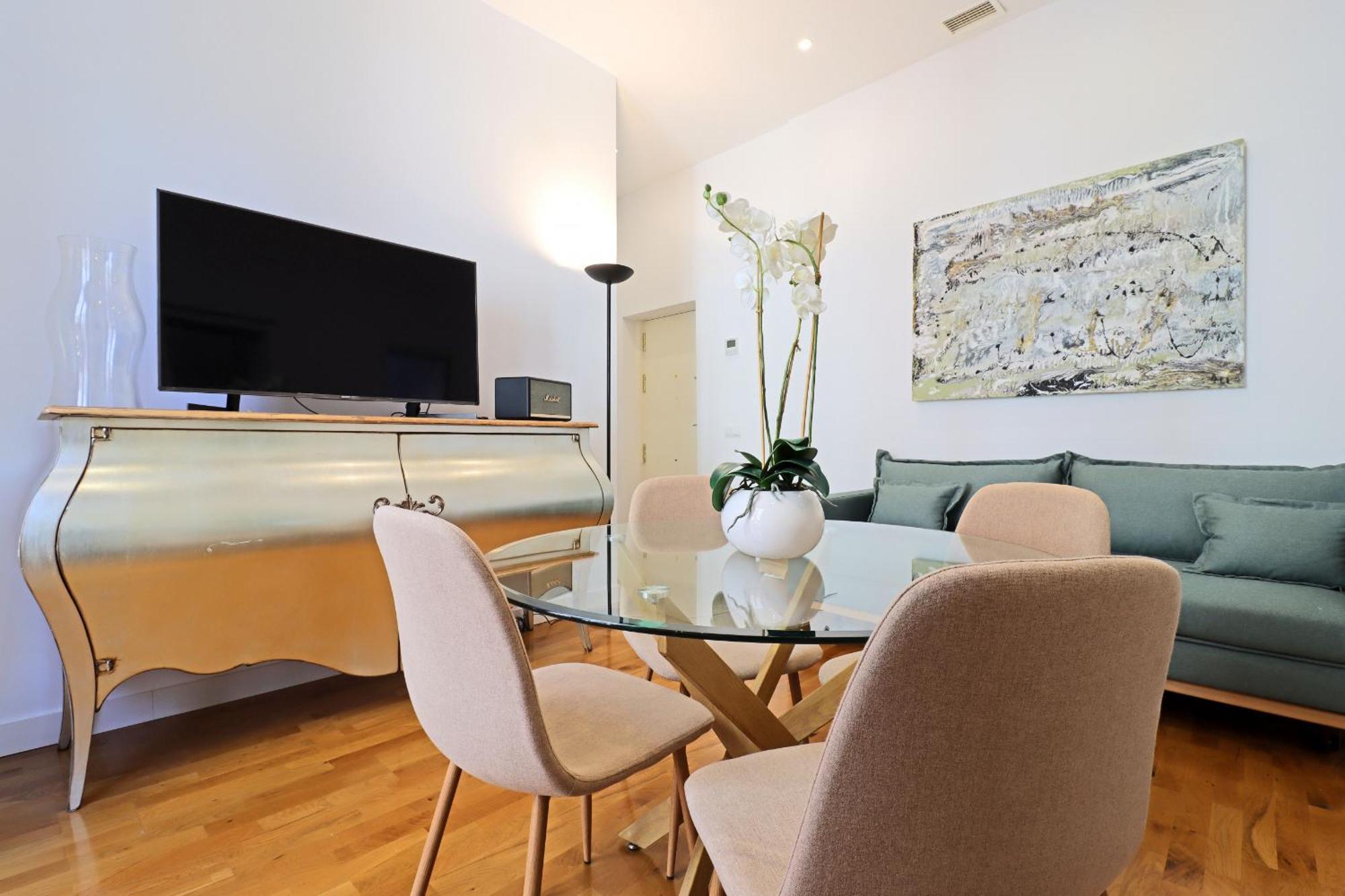 Chueca Suites Madrid Esterno foto