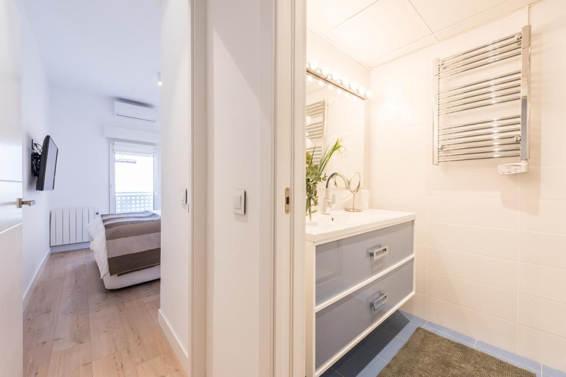 Chueca Suites Madrid Esterno foto