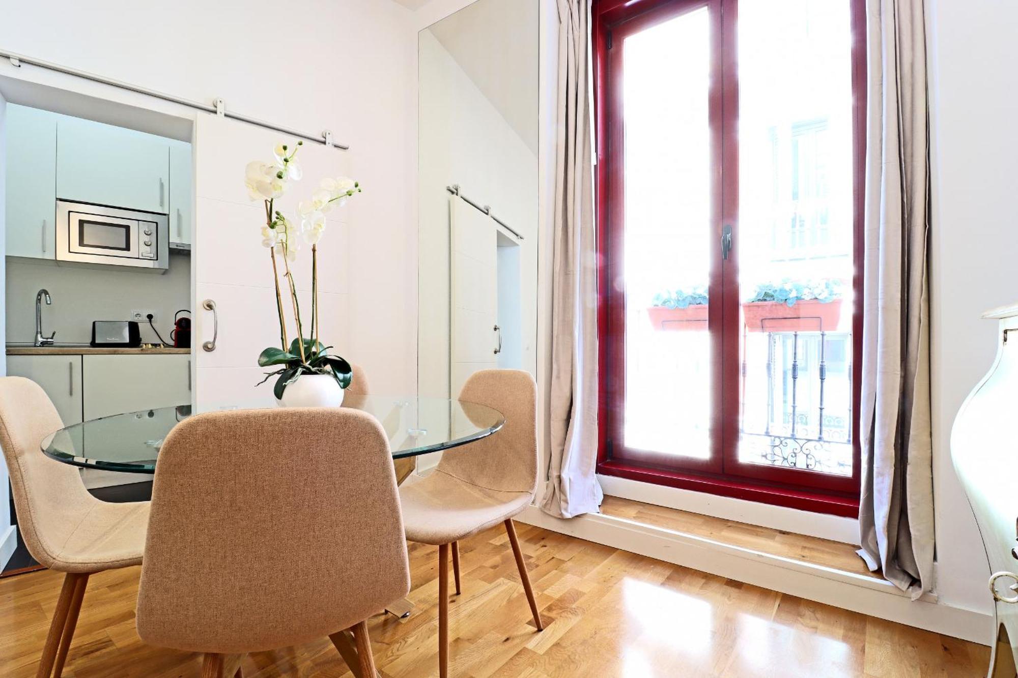 Chueca Suites Madrid Esterno foto