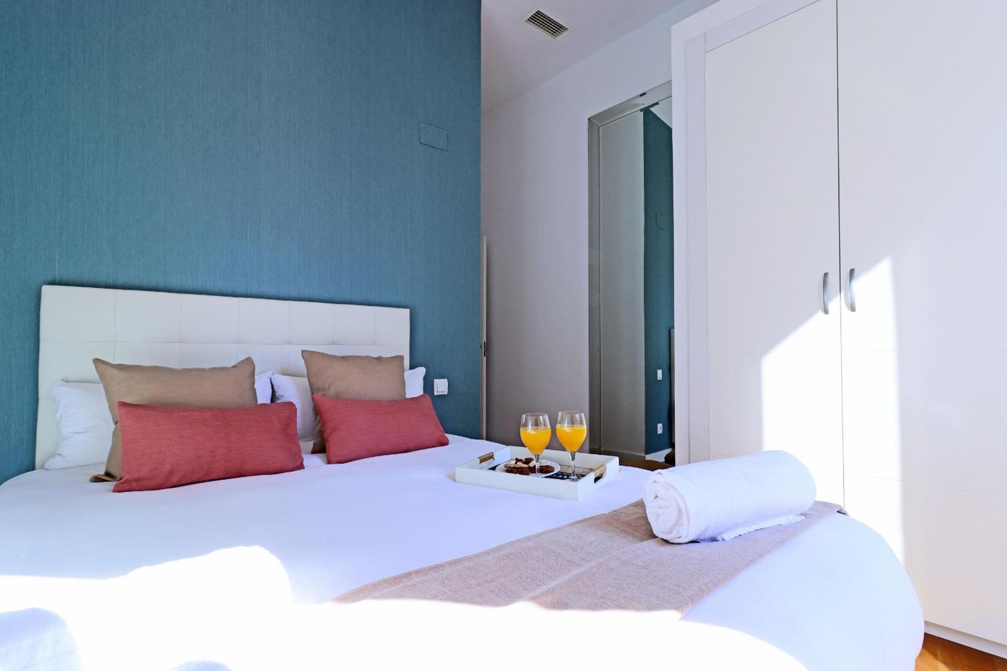 Chueca Suites Madrid Esterno foto