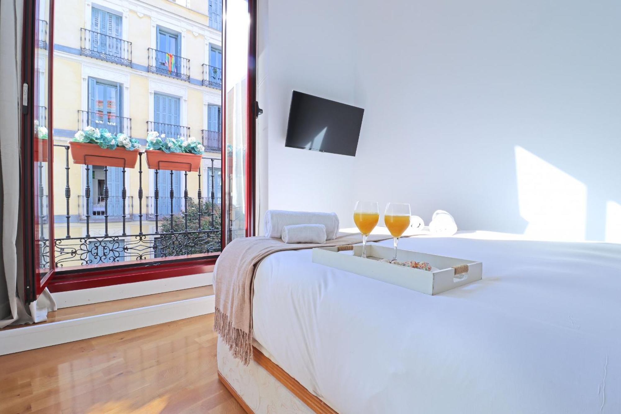 Chueca Suites Madrid Esterno foto