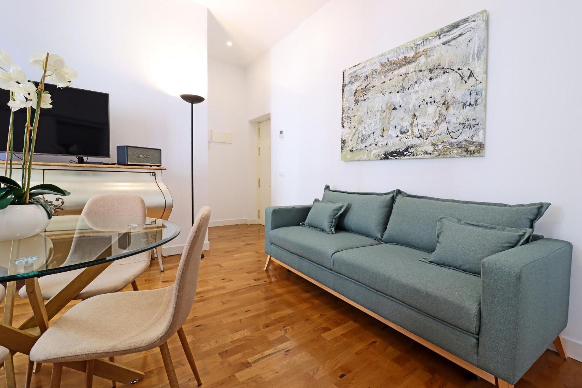 Chueca Suites Madrid Esterno foto