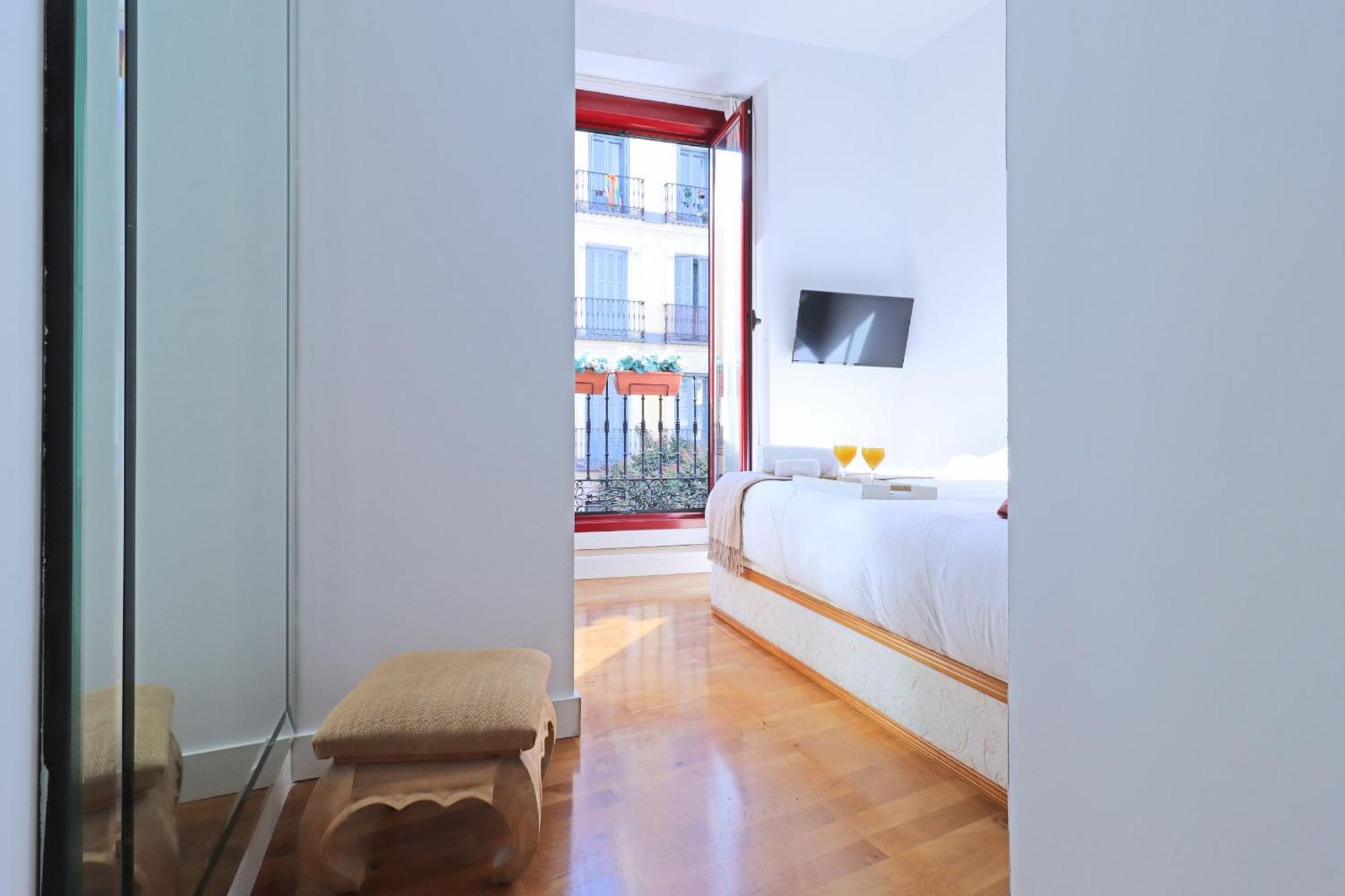 Chueca Suites Madrid Esterno foto